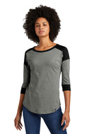 New Era  ®  Women's Heritage Blend 3/4-Sleeve Baseball Raglan Tee. LNEA104
