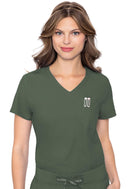 Med Couture One Pocket Tuck-In Top. Item MC2432 in MC INSIGHT Collection. Live Chat for Bulk Discounts.
