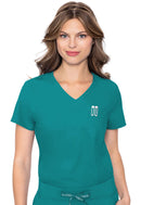 Med Couture One Pocket Tuck-In Top. Item MC2432 in MC INSIGHT Collection. Live Chat for Bulk Discounts.
