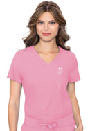 Med Couture One Pocket Tuck-In Top. Item MC2432 in MC INSIGHT Collection. Live Chat for Bulk Discounts.