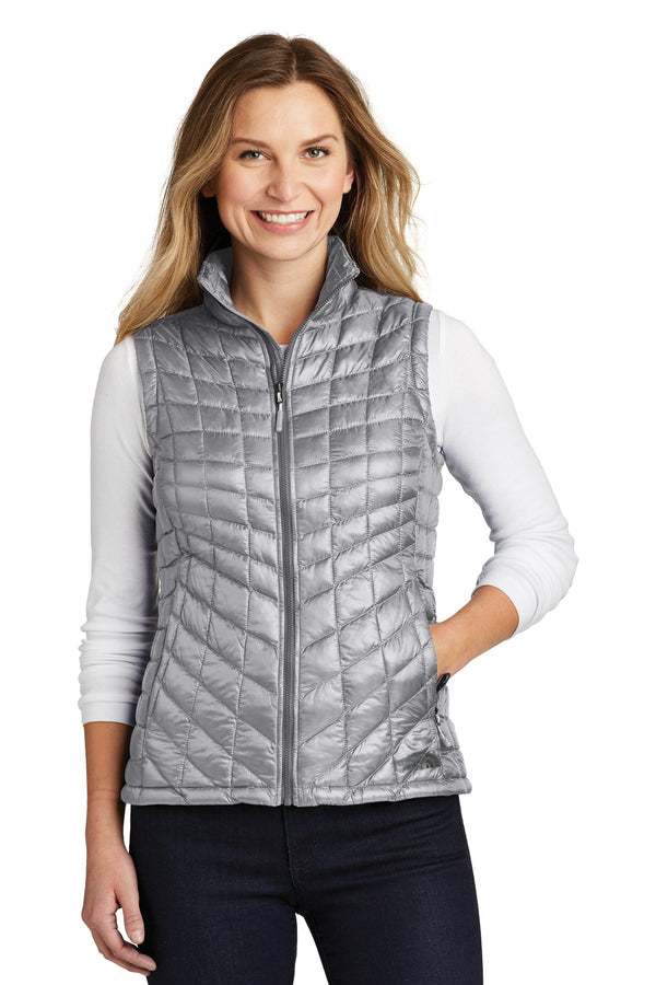 The North Face  ®  Women's ThermoBall     Trekker Vest. NF0A3LHL