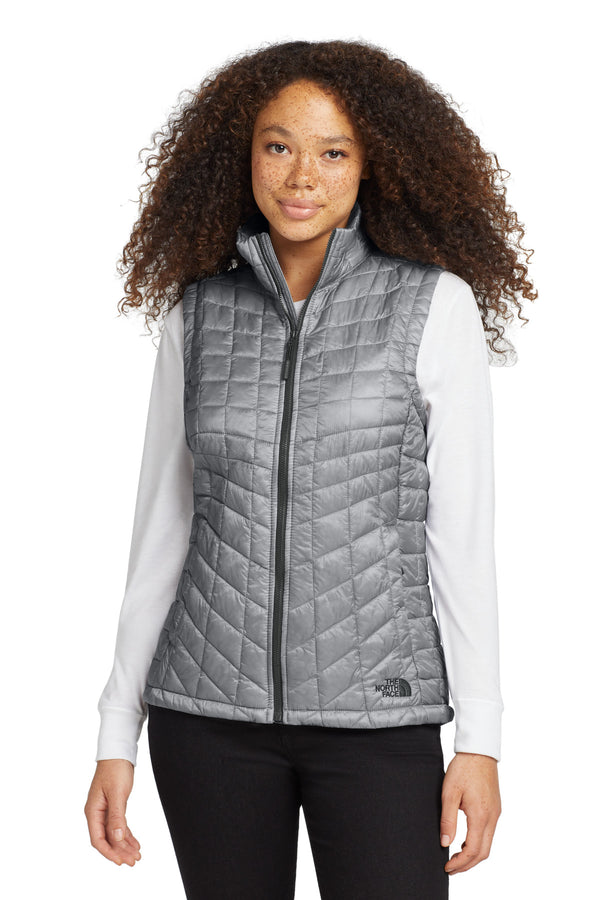 The North Face  ®  Women's ThermoBall     Trekker Vest. NF0A3LHL