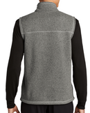 The North Face [NF0A47FA] Sweater Fleece Vest. Live Chat For Bulk Discounts.